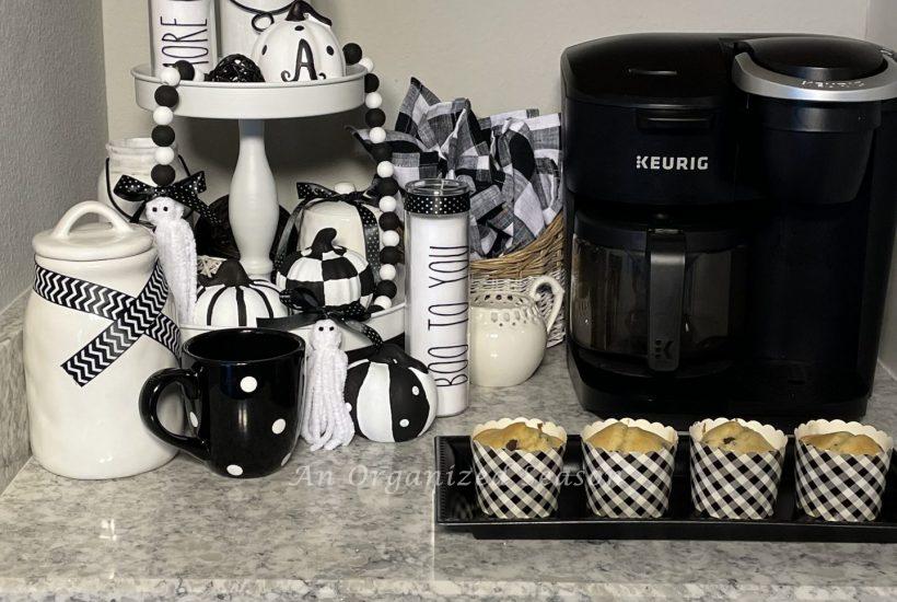 Organize a Fall coffee bar
