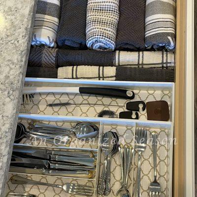 Simple Ways to Organize Kitchen Drawers