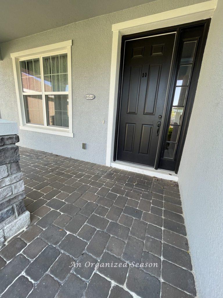 An empty porch ready to spring clean.