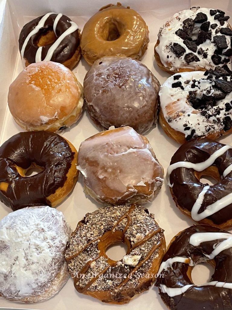 A dozen donuts is a good gift for your dad on Father's Day.