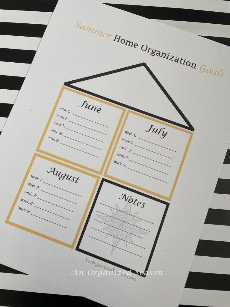 A calendar sheet for the Summer home organization & improvement challenge!