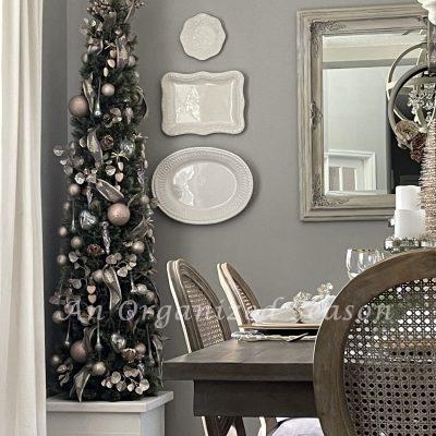 Tis’ the Season to Sparkle- Christmas Dining Room