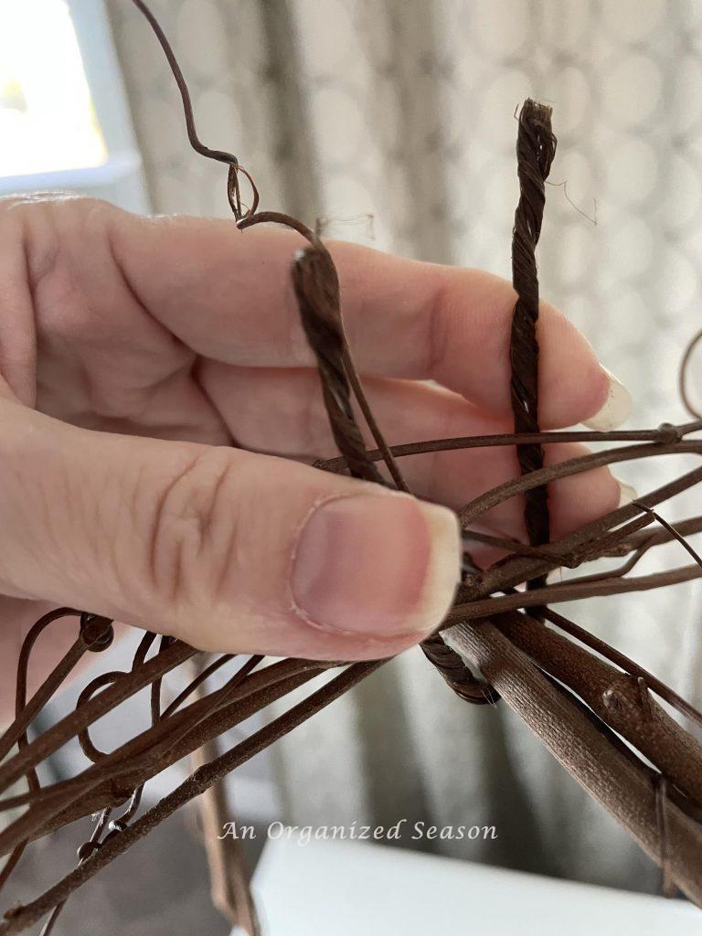 how to make topiary frames