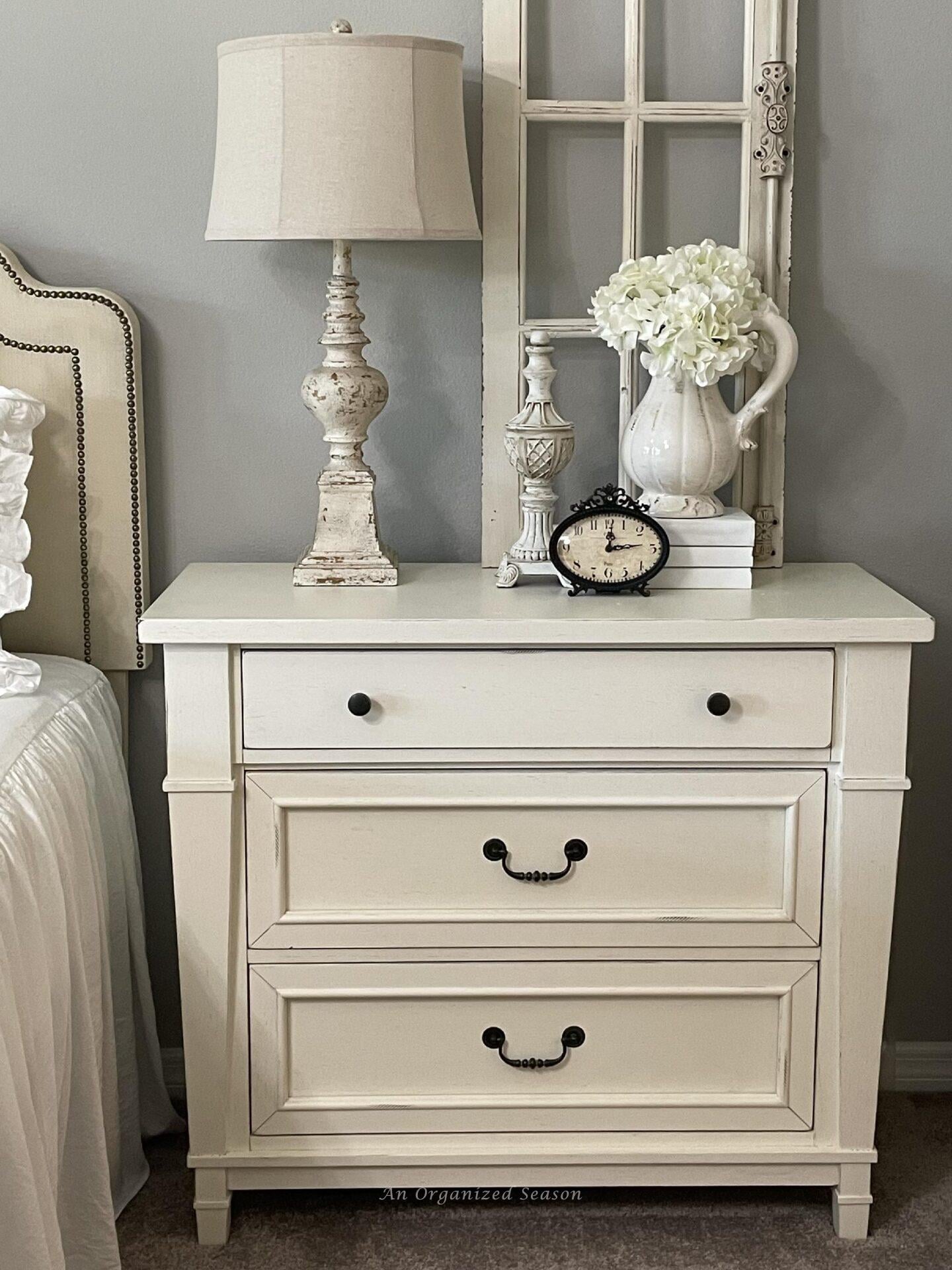 Nightstand Organization Ideas You'll Love - An Organized Season