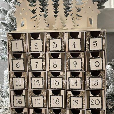 Inexpensive Way to Make a DIY Advent Calendar