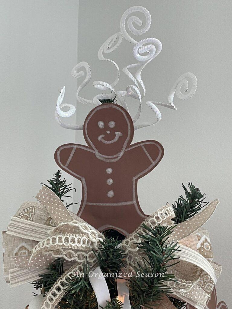 A gingerbread Christmas tree topper. 
