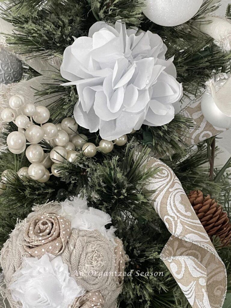 DIY neutral Christmas ornaments.