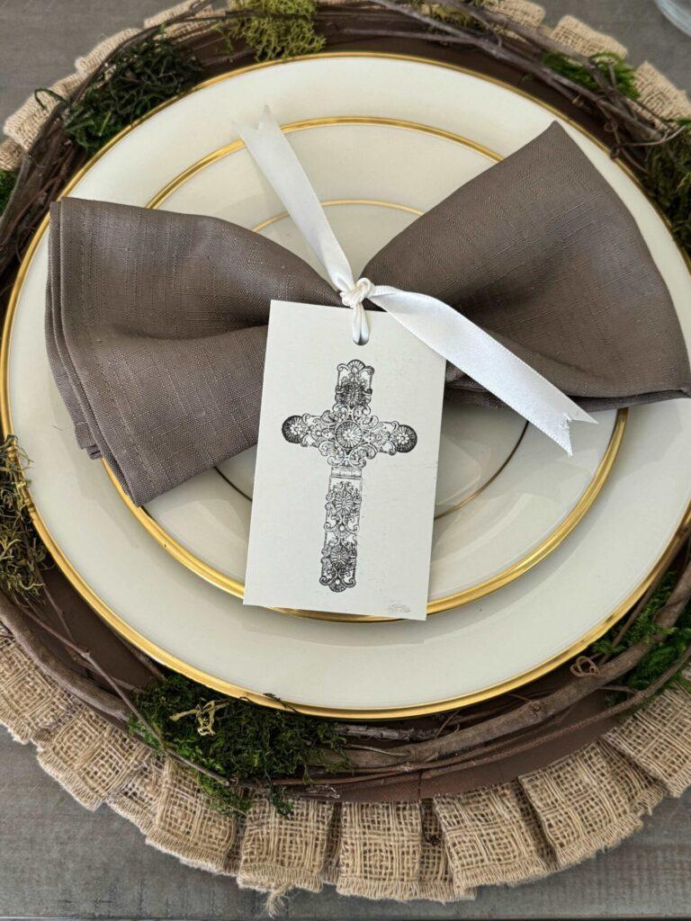 Stamped cross napkin holder is a good idea for Easter table decor. 