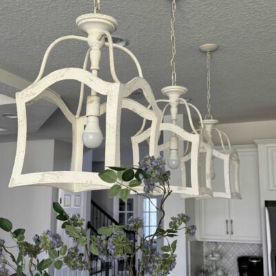 How to Hang Pendant Lights Over a Kitchen Island