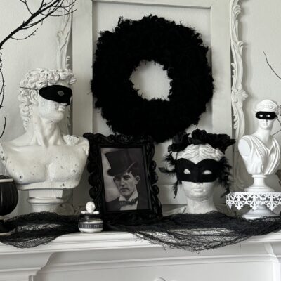 Easy and Elegant Halloween Mantel Decor Ideas