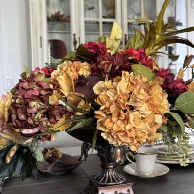 How to Arrange Thrift Store Flowers in a Vase