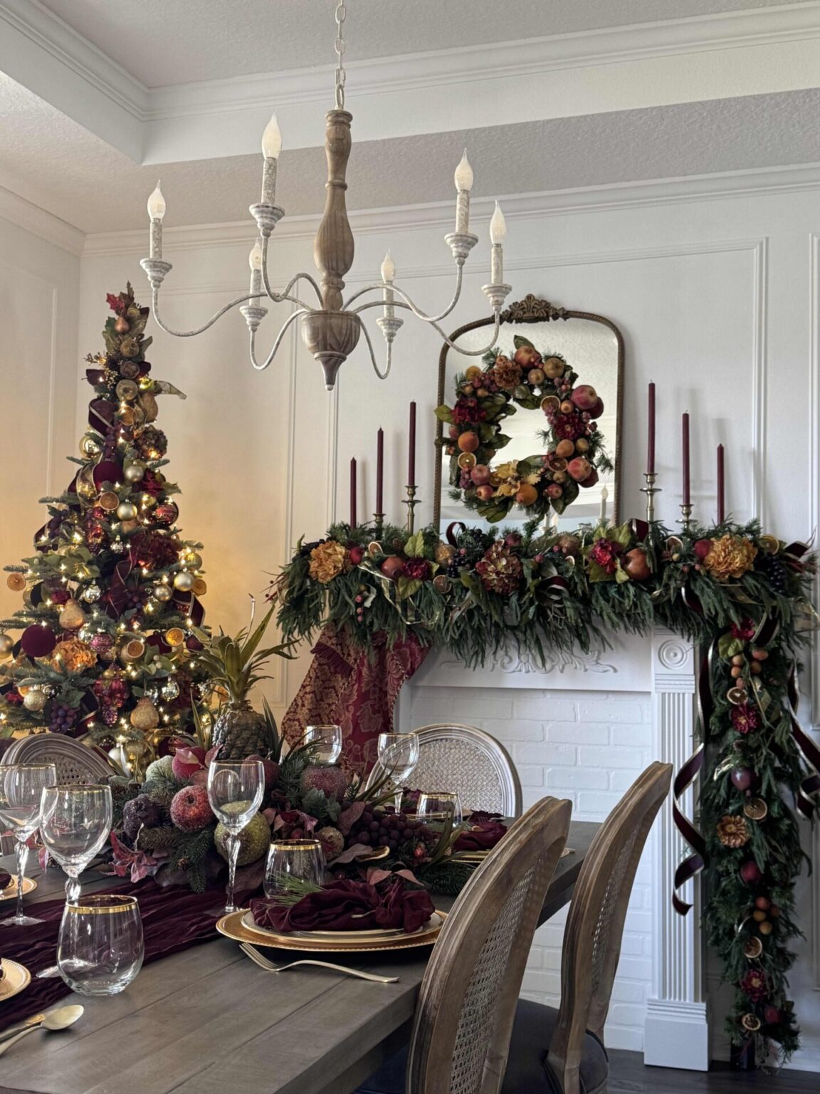 Beautiful Burgundy Christmas Decor Ideas For Your Dining Room - An ...